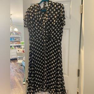 Black and white Polk-a-dots mid length dress